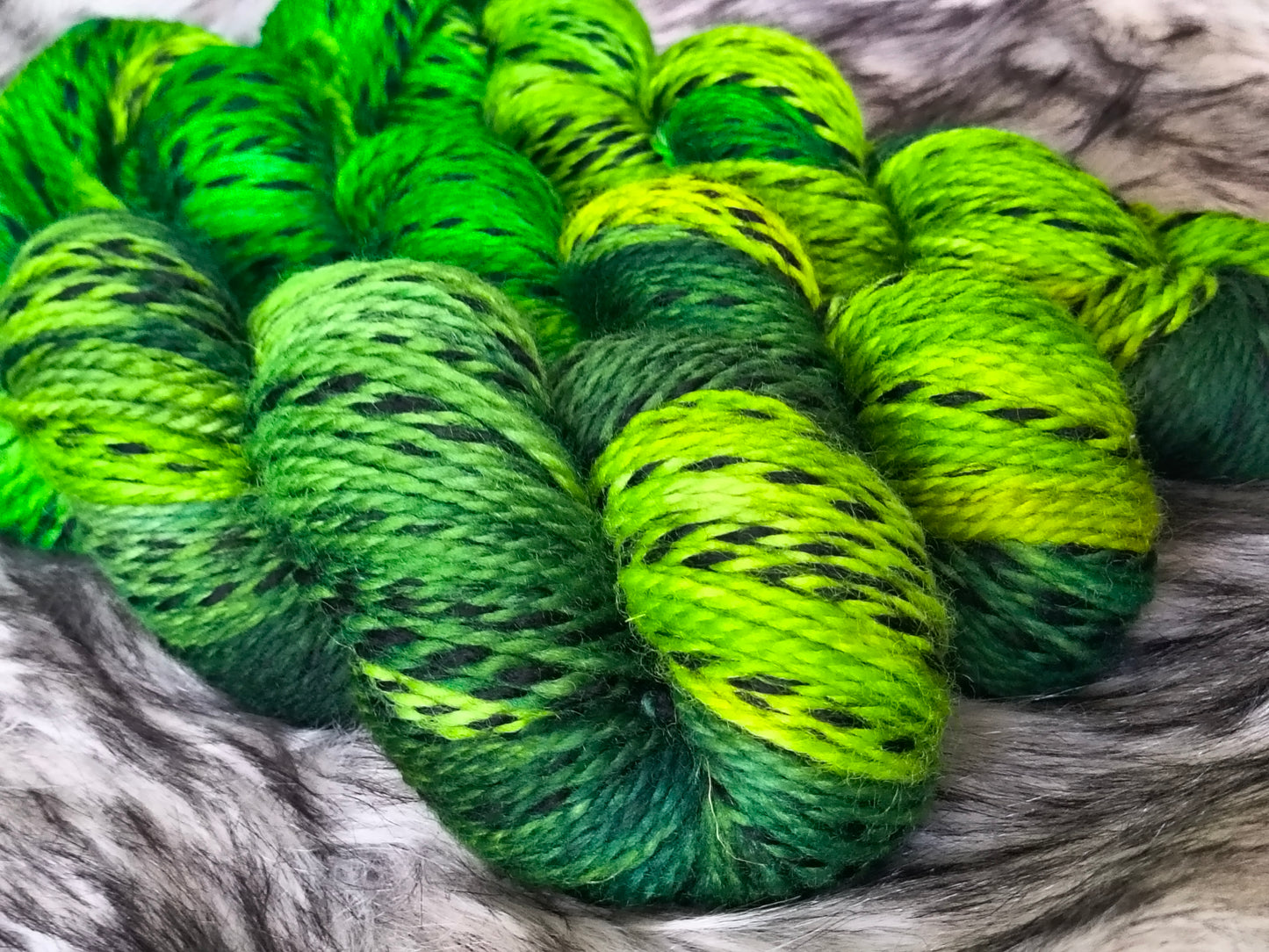Good Moss Zebra-Worsted